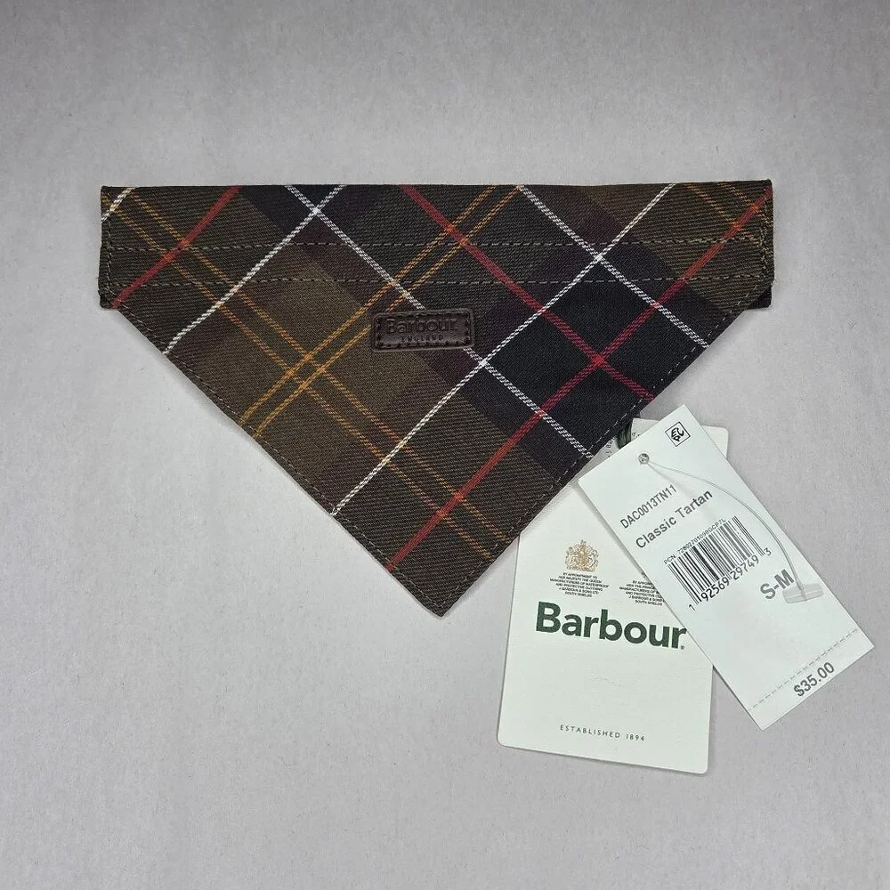 NWT/NWOT Barbour Classic Tartan Dog Bandana Velcro Attach